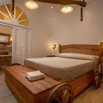 Vincent House بيت ضيافة 4*