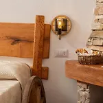 Vincent House بيت ضيافة 4*