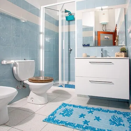 Vincent House Guest house *