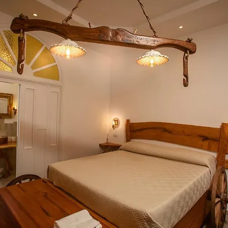 Vincent House Guest house