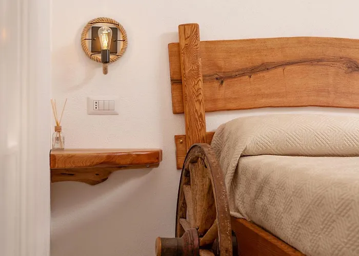 Vincent House Guest house 4*
